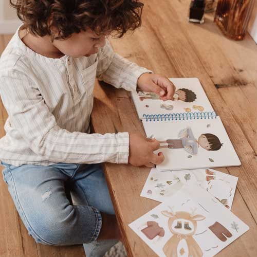 Libro Dress Me Up Forest Friends