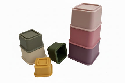 Gioco impilabile con cubi quadrati in silicone