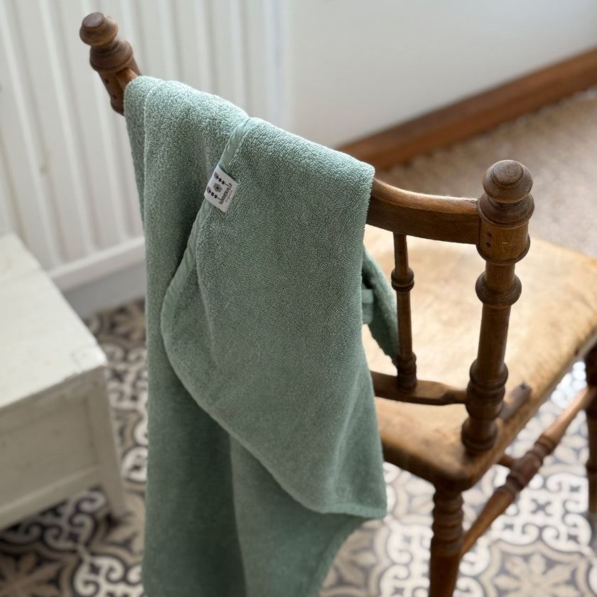 Asciugamano con cappuccio con orecchie di coniglio Verde Cameo